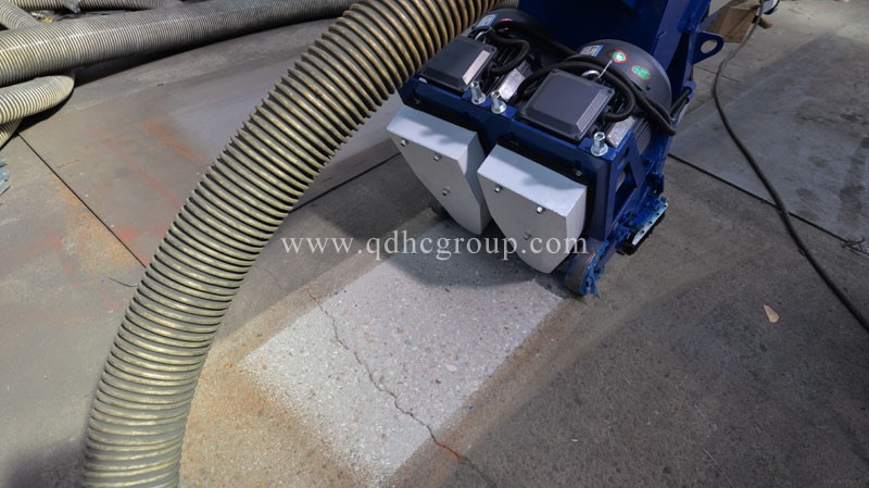 便攜式移動(dòng)拋丸機(jī)施工現(xiàn)場(chǎng) 便攜式移動(dòng)拋丸機(jī)施工現(xiàn)場(chǎng)