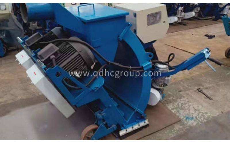 車庫頂板清理可使用拋丸機(jī)